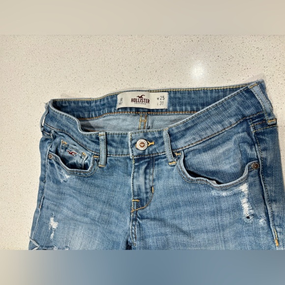 Hollister Blue Straight Distressed Jeans, size 25 x 31 - Picture 6 of 8